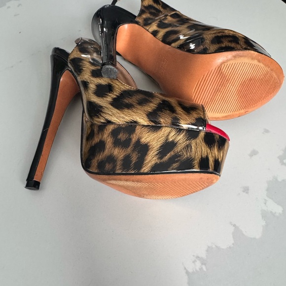 Leopard Print Peep Toe Slingback Heels - Picture 2 of 5